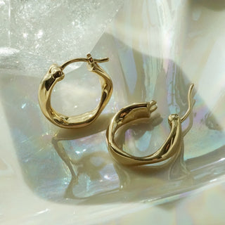 Sculpted Twist Hoops