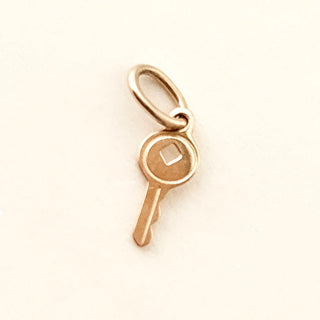 Solid 14k Gold Tiny Key Charm - Honeycat