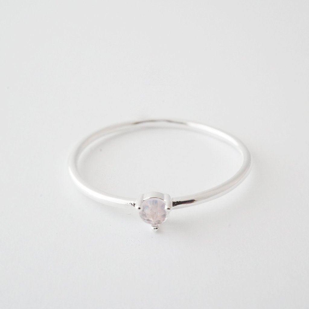 Rose Quartz Point Solitaire Ring Rings HONEYCAT Jewelry 
